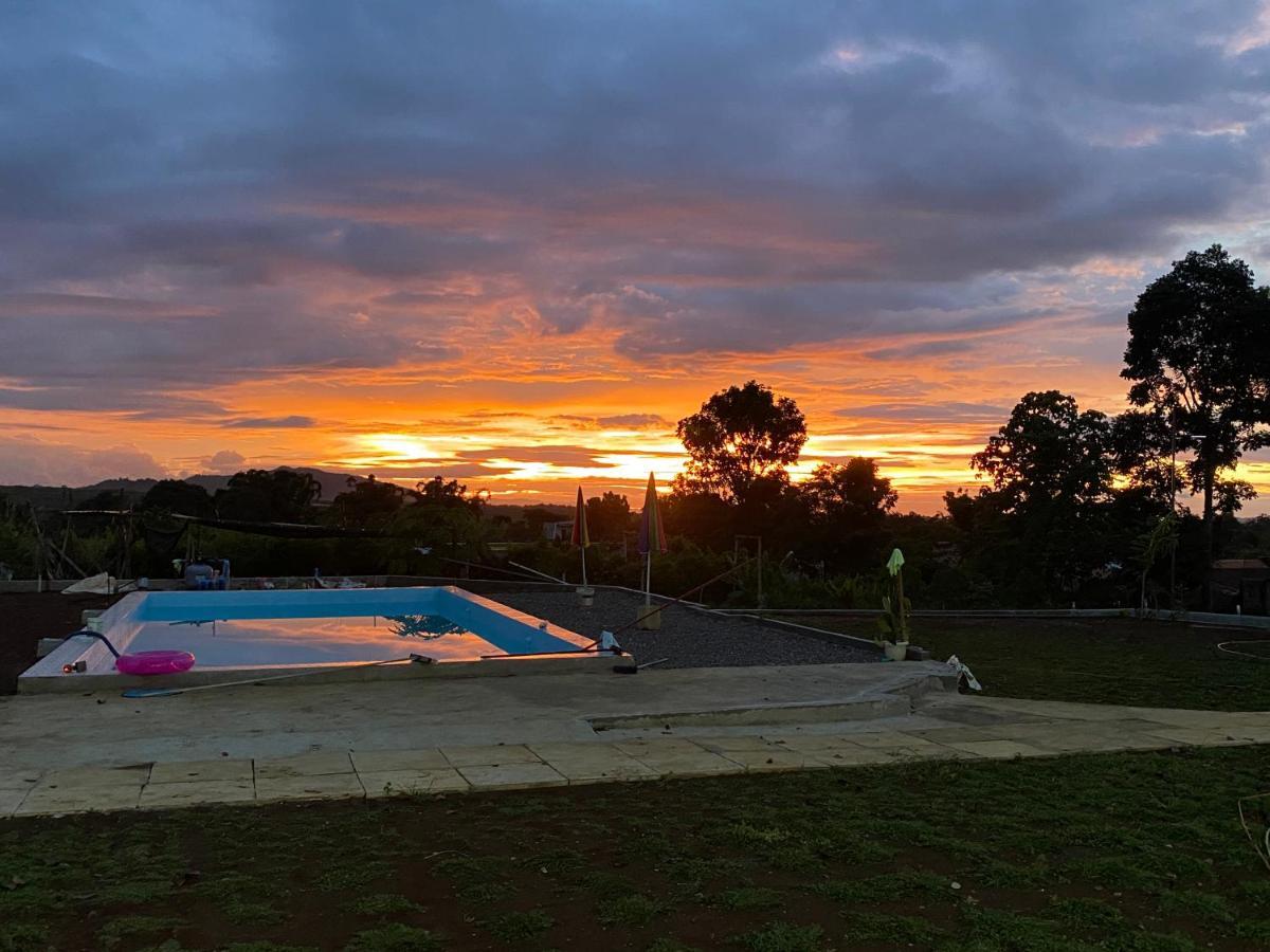 Concetta Tourist Inn Manolo Fortich Zewnętrze zdjęcie